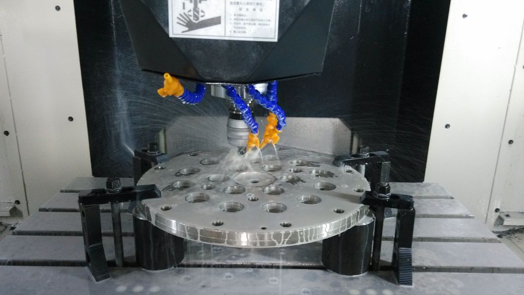 UV Cover Processed By GQ700 Back-Door Type Machining Center